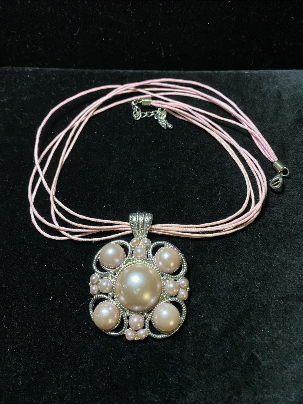Vintage Faux Pink Pearl Cluster Pendant Necklace - Elegant Women's Jewelry